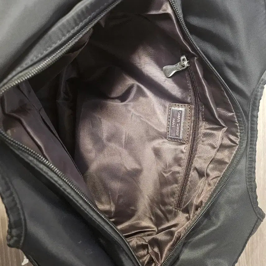 [BUNJANG] Obscure Black Tote Bag/Shoulder Bag / 오브스퀘어 블랙 토트백 겸 숄더백