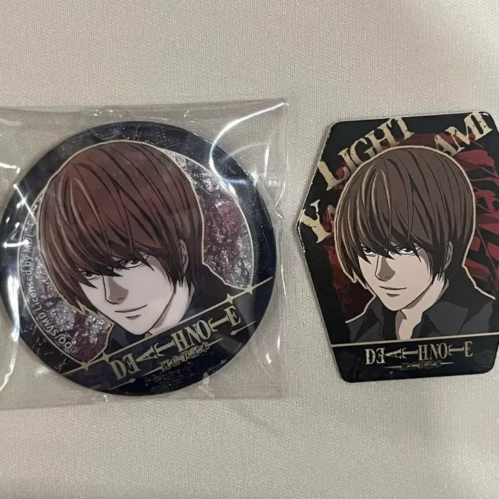 [BUNJANG] Death Note Light Yagami Glitter Can Badge + Mini Card (Sealed) / 데스노트 야가미 라이토 글리터 캔뱃지+미니카드 새상품