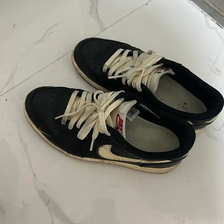 [BUNJANG] Jordan Nigel 265 Sneakers / 조던 나이젤 265 사이즈