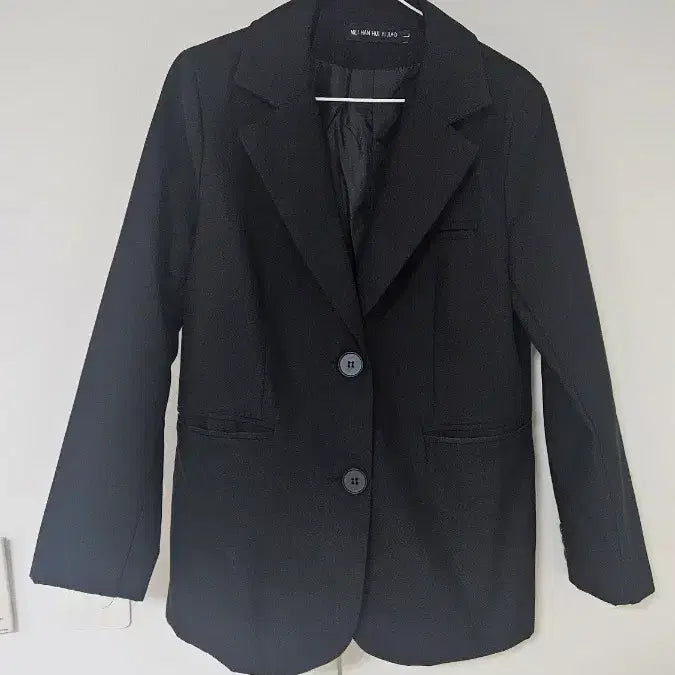 [BUNJANG] Basic Black Jacket (Size L) / 구김 덜한 베이직한 블랙 정핏 자켓