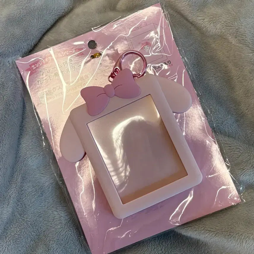 [BUNJANG] Sanrio My Melody Silicone Photocard Holder / 산리오 마이멜로디 실리콘 포토카드홀더 포카홀더