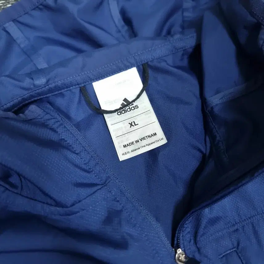 [BUNJANG] Adidas On the Run Jacket / 아디다스 온더런 자켓 바람막이