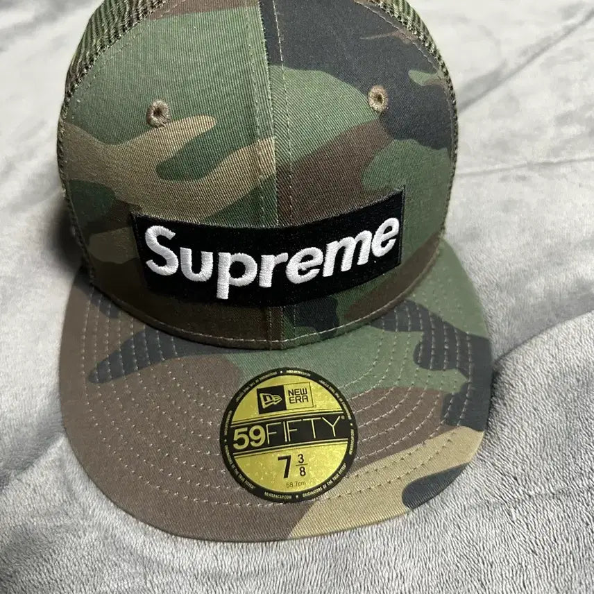 [BUNJANG] Supreme New Era 59Fifty Box Logo Mesh Woodland Camo Snapback / 슈프림 뉴에라 59fifty 박스로고 메쉬 백 우드랜드 카모 스냅백