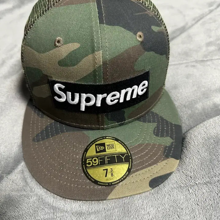 [BUNJANG] Supreme New Era 59Fifty Box Logo Mesh Woodland Camo Snapback / 슈프림 뉴에라 59fifty 박스로고 메쉬 백 우드랜드 카모 스냅백