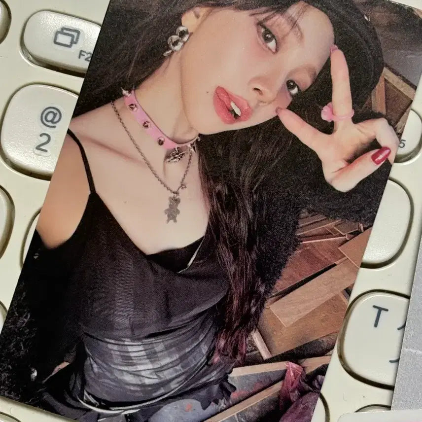 [BUNJANG] Aespa Karina iRiver Photocard 증명사진 Sticker / Sm타운 mp3 에스파 카리나 포카 증사 스티커 아이리버