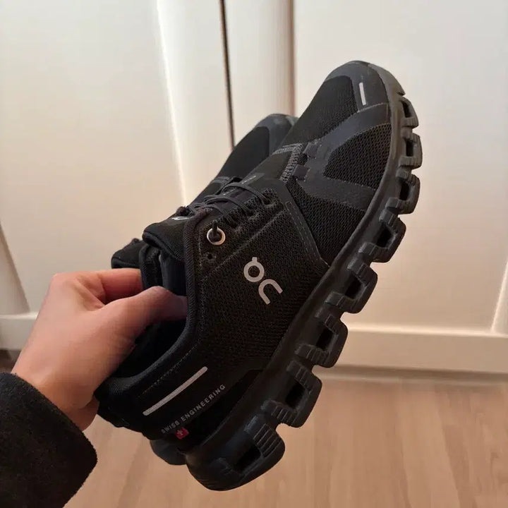 [BUNJANG] On Running Cloud 6 Shoes / 온러닝 클라우드6 235