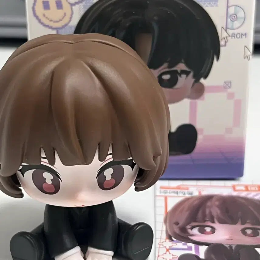 [BUNJANG] Go Eun Young Figure / 괴담출근 모두앉아피규어 고은영