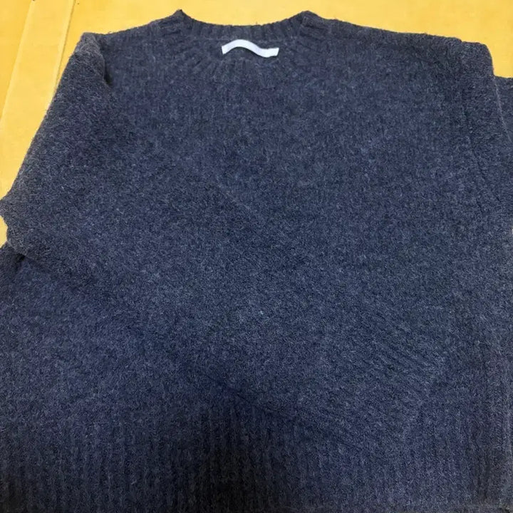 [BUNJANG] Kirsh Collection Round Neck Knit Charcoal / 키르시 컬렉션 라운드 넥 니트 챠콜