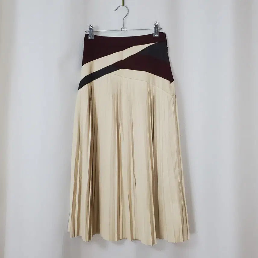 [BUNJANG] O!ZOC Second Pleats Skirt / 한섬 오즈세컨 플리츠 스커트0(64)