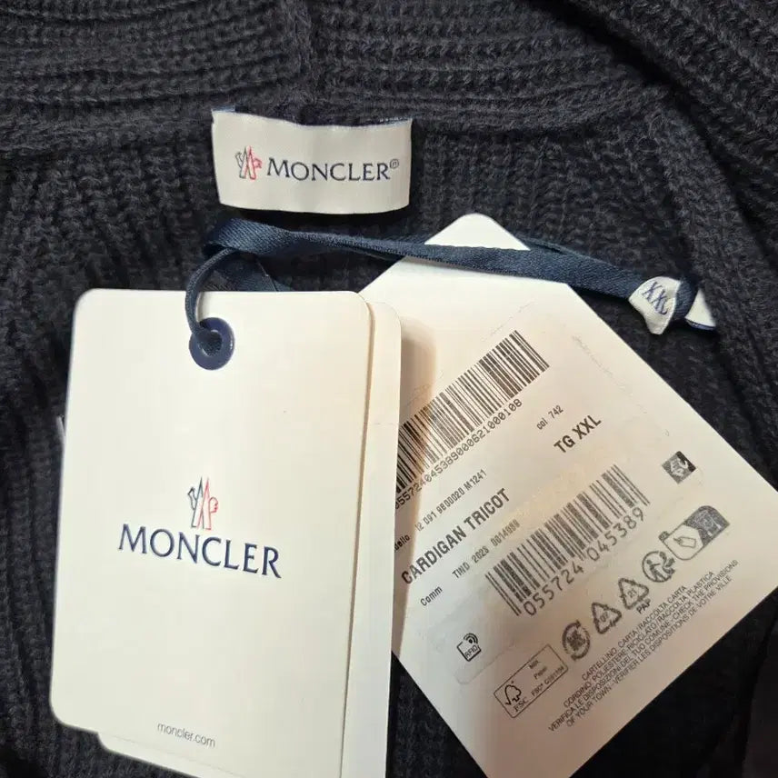 [BUNJANG] Moncler Hooded Zip-up Knit Padded Jacket / 몽클레어 후드집업 니트패딩(새상품)