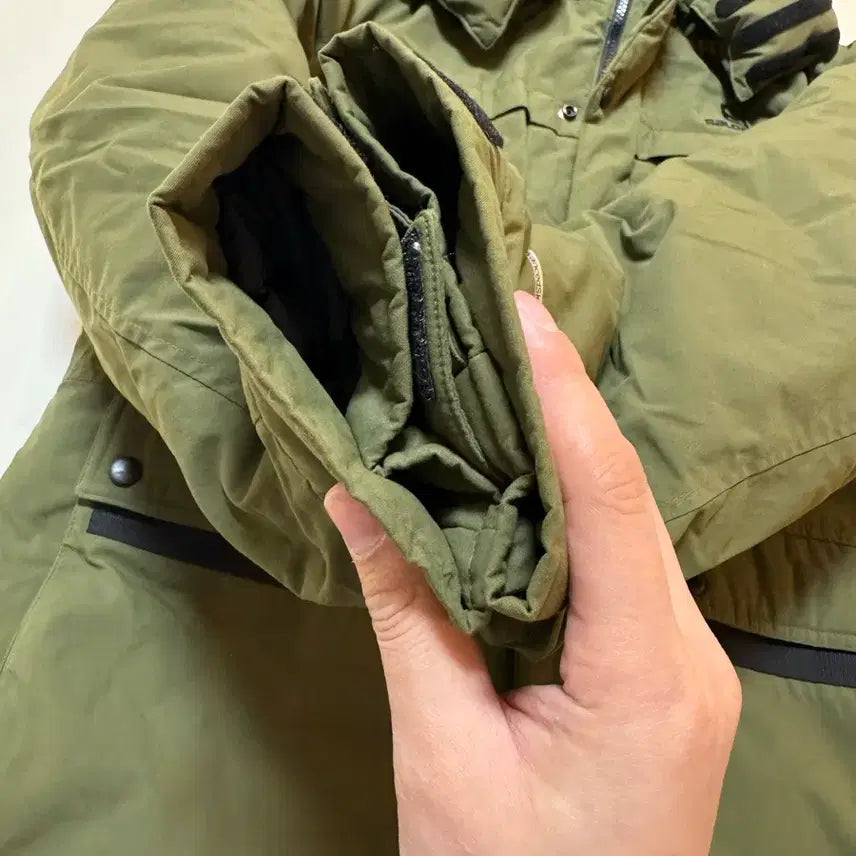 [BUNJANG] Salomon Duck's Down Functional Shield Waterproof Padding 105 / (상태SS) 살로몬 퍼 덕구스 데일리 기능성쉴드방수 패딩105