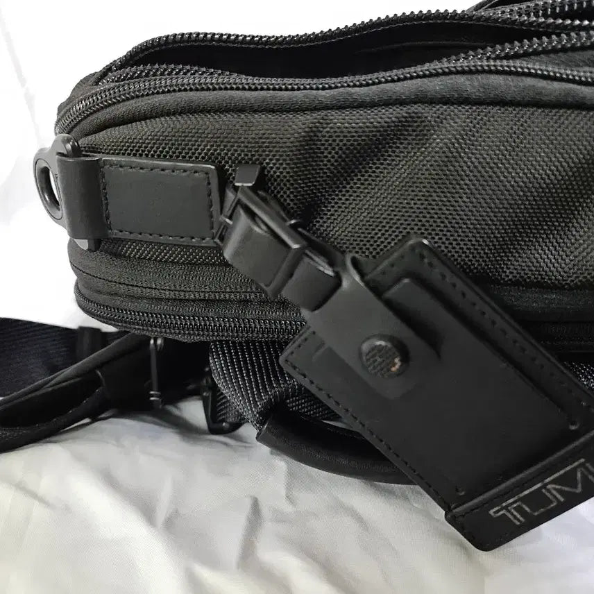 [BUNJANG] TUMI Alpha Bravo 3-way Backpack & Briefcase / <정품등록>투미 알파 브라보 말레이 상위 3way 백팩&숄더&브리프케이스