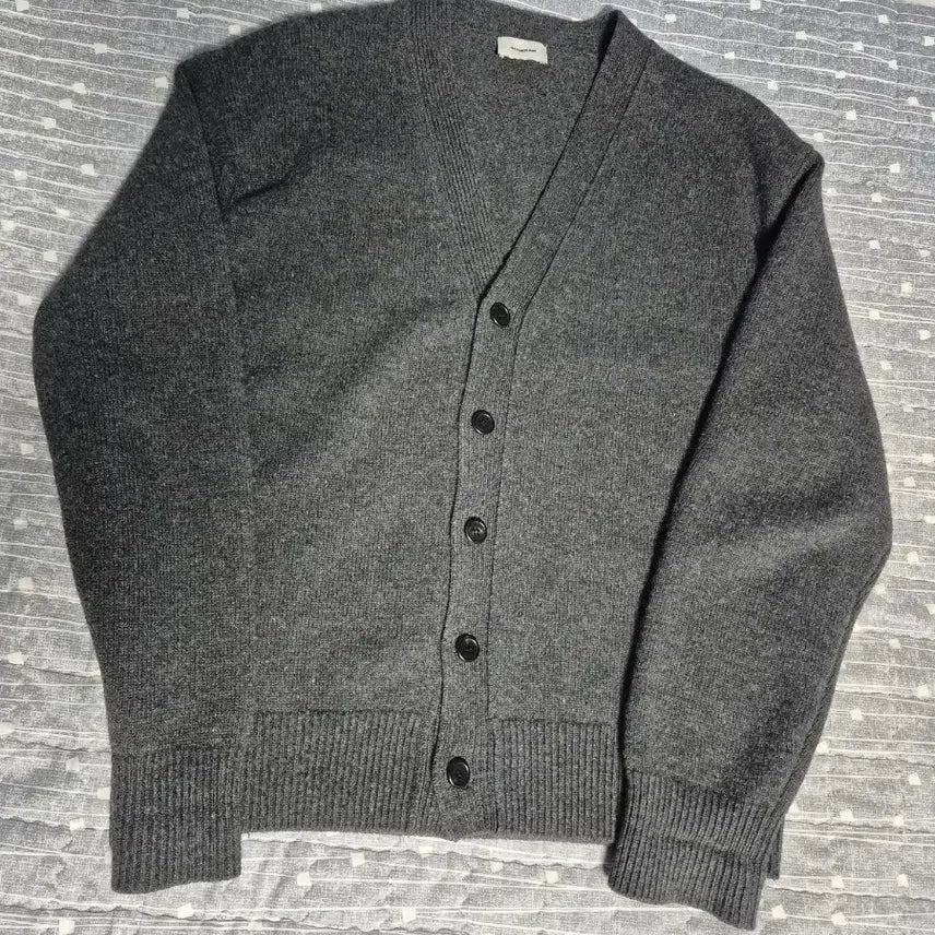 [BUNJANG] In The Raw Alpaca Heavy Knit Cardigan Charcoal / 인더로우 알파카 헤비 니트 가디건 차콜 2