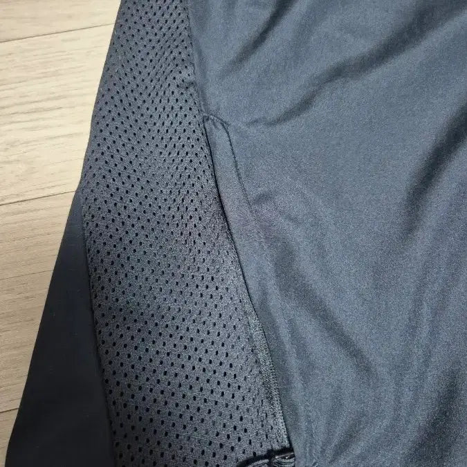 [SOLD OUT] 데카트론 키프런 후드 런닝 조끼 블랙 xl 새상품