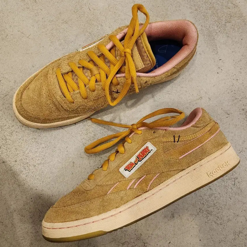 [BUNJANG] Reebok Club C Tom and Jerry Sneakers / 리복 클럽 c 톰과제리 270