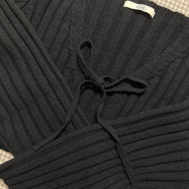 [BUNJANG] Miel Ribbon Cardigan / [마지막 가격내림]미엘 리본 가디건