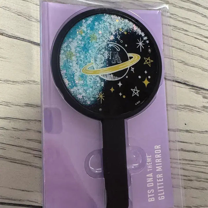 [BUNJANG] BTS DNA Glitter Mirror / 방탄소년단 DNA 글리터 거울 손잡이