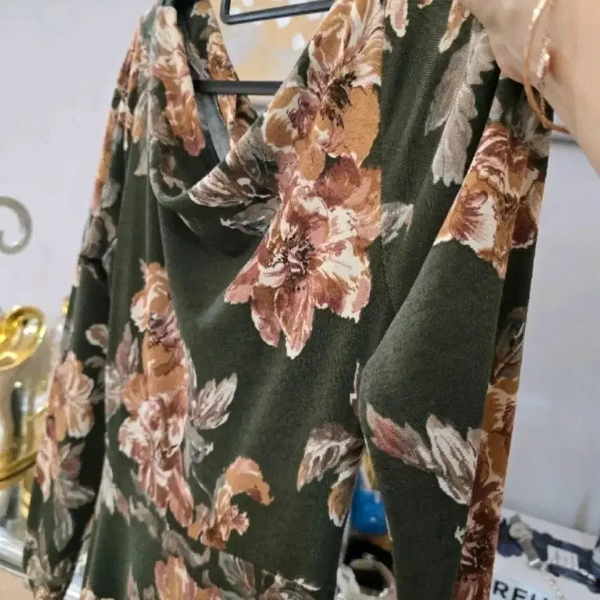 [BUNJANG] Unbranded Floral Pattern Long Dress / 새상품급 플라워 패턴 롱 원피스 카키색44반55반
