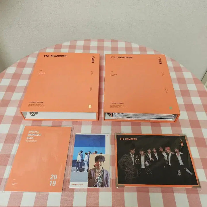 [BUNJANG] BTS Suga Memories 2019 DVD Photocard Bundle Set / BTS 2019 메모리즈 DVD (슈가 포카+바인더 2개+특전액자)