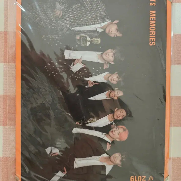 [BUNJANG] BTS Suga Memories 2019 DVD Photocard Bundle Set / BTS 2019 메모리즈 DVD (슈가 포카+바인더 2개+특전액자)