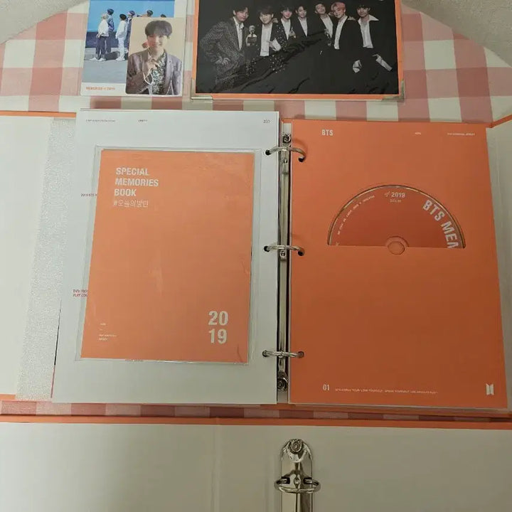 [BUNJANG] BTS Suga Memories 2019 DVD Photocard Bundle Set / BTS 2019 메모리즈 DVD (슈가 포카+바인더 2개+특전액자)