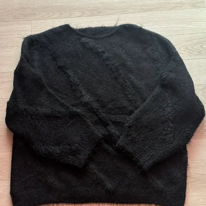 [BUNJANG] Daybin Mohair Loose Fit Knit Sweater / 데이빈 모헤어 루즈핏 니트 블랙