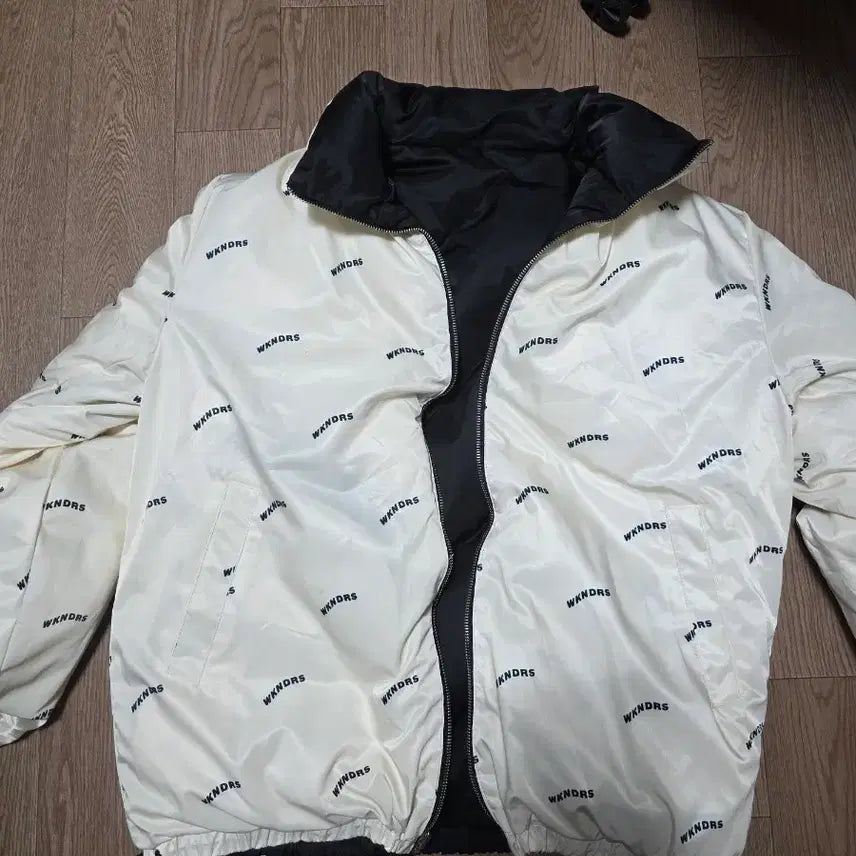 [BUNJANG] WKNDRS Reversible Black Padded Jacket / WKNDRS 리버시블 검정색 패딩 점퍼