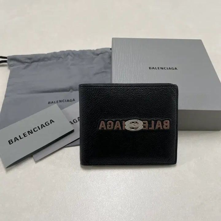 [BUNJANG] Balenciaga Cash Square Folded Wallet Black / 발렌시아가 캐쉬 스퀘어 폴디드 지갑 블랙