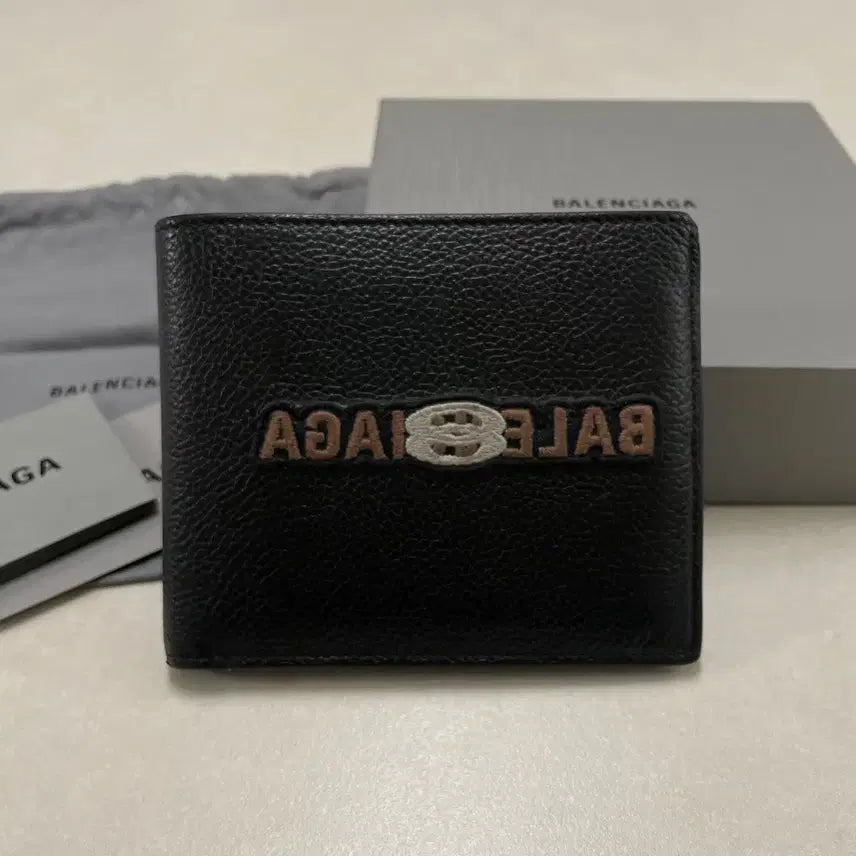 [BUNJANG] Balenciaga Cash Square Folded Wallet Black / 발렌시아가 캐쉬 스퀘어 폴디드 지갑 블랙