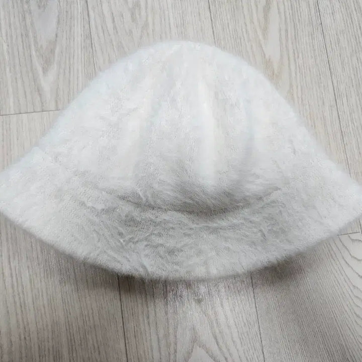 [BUNJANG] Unisex Bucket Hat Ivory / 털 모자 버킷햇 아이보리