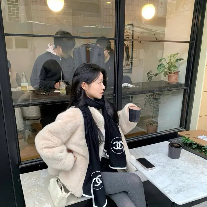 [BUNJANG] Dayswith Shop Seunghee Faux Fur Jacket / 샵 데이즈위드 샵승희 퍼자켓 1회착용