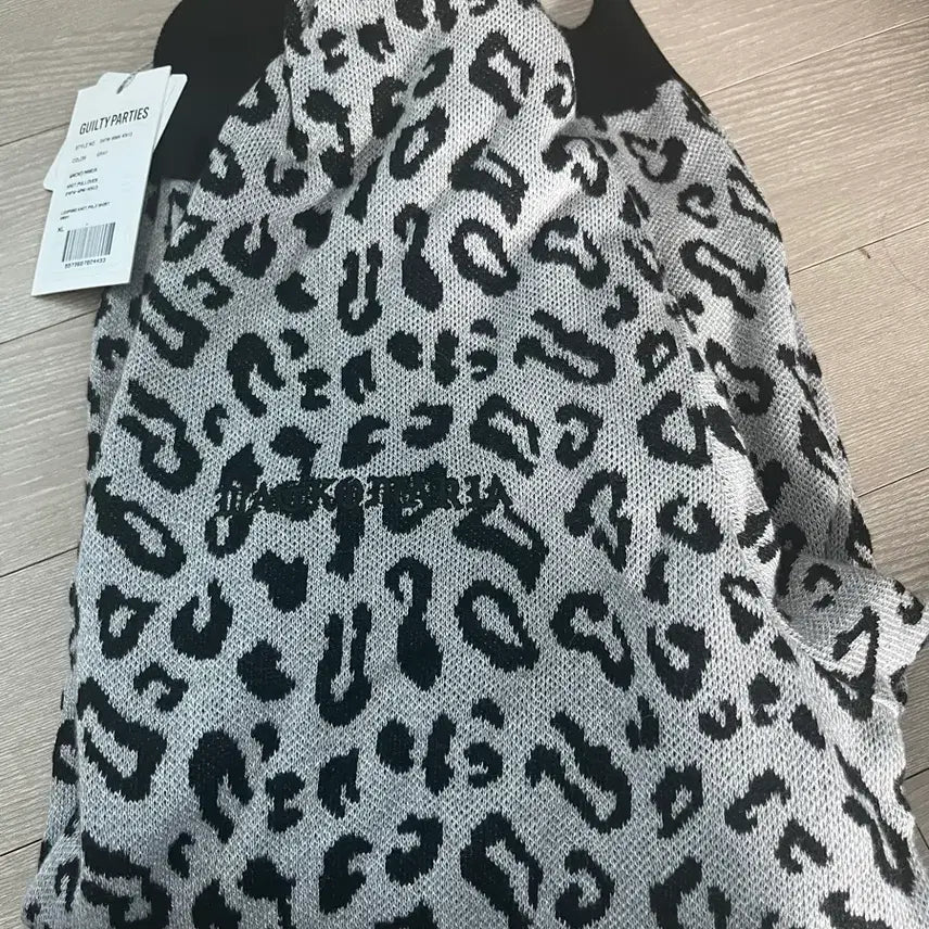 [BUNJANG] Wacko Maria Leopard Knit Sweater / 와코마리아 레오파드 니트 판매합니다