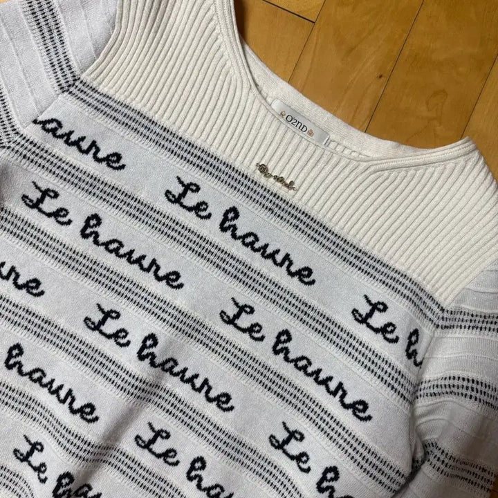 [BUNJANG] OZOC Knit / 오즈세컨 니트