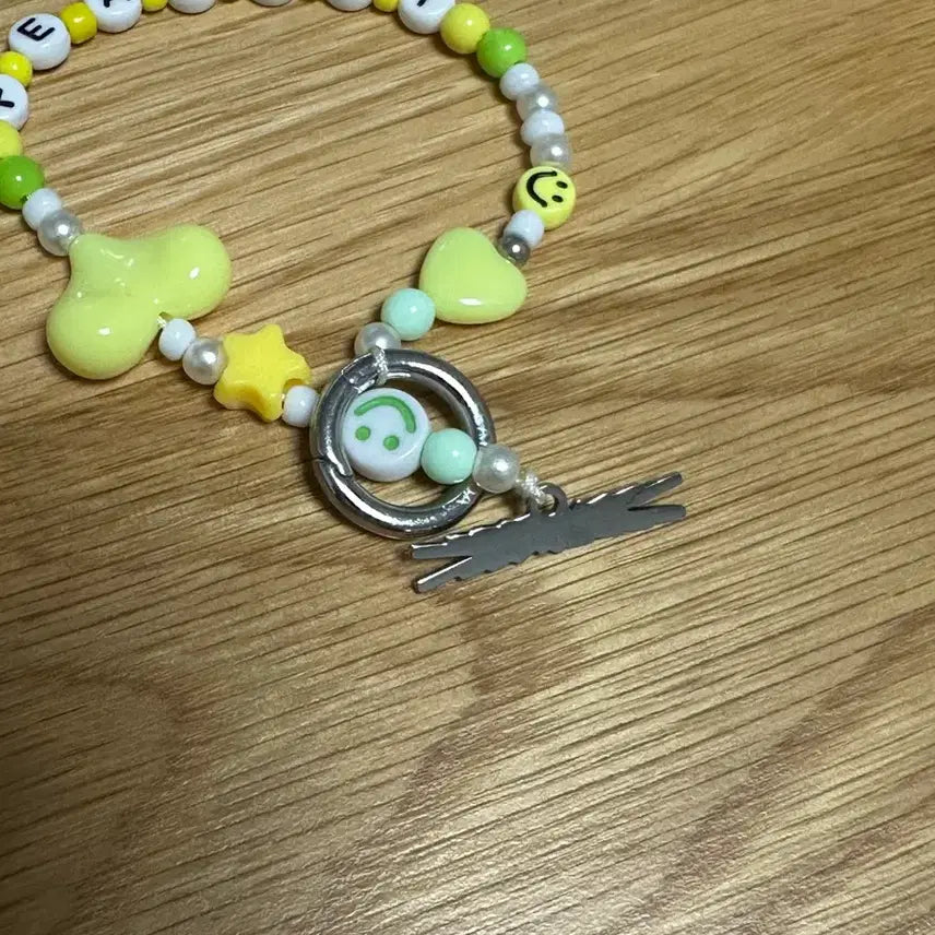 [BUNJANG] LE SSERAFIM Bracelet Merchandise / 르세라핌 팔찌 굿즈