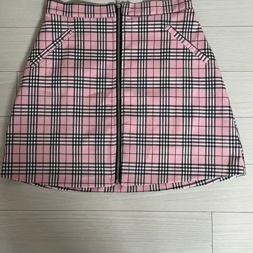 [BUNJANG] Unspecified Brand Jang Wonyoung Checkered Skirt / 시착 1회) 장원영 착용!! 체크무늬 치마 S