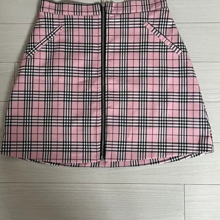 [BUNJANG] Unspecified Brand Jang Wonyoung Checkered Skirt / 시착 1회) 장원영 착용!! 체크무늬 치마 S