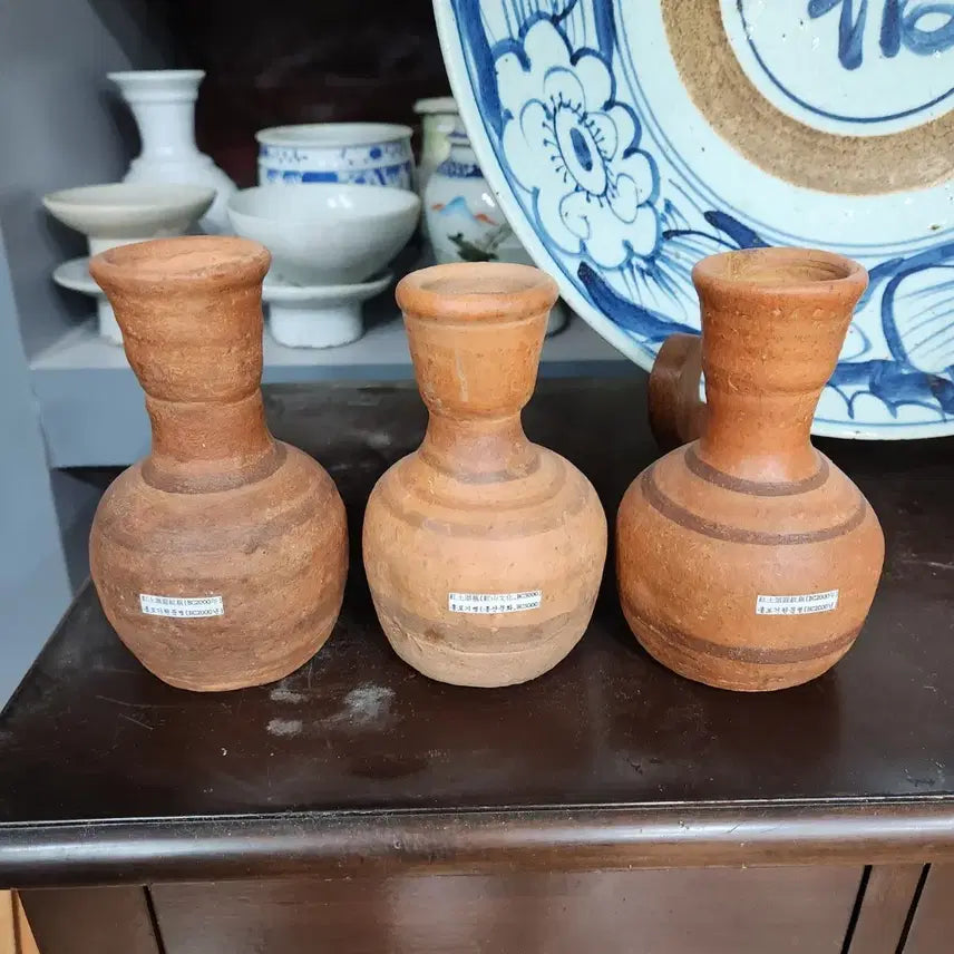 [BUNJANG] Red Clay Ceramic Bottle (Set of 3) / 홍토 도자기 병 (3개)