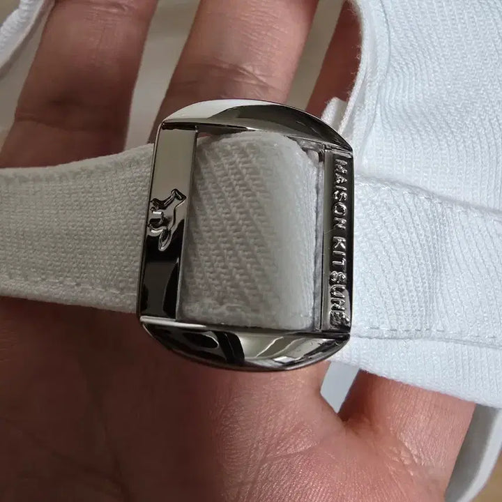 [BUNJANG] Maison Kitsune Big Fox Embroidered Ball Cap White / 메종키츠네 빅폭스 자수 볼캡 화이트 ㅡ 새상품