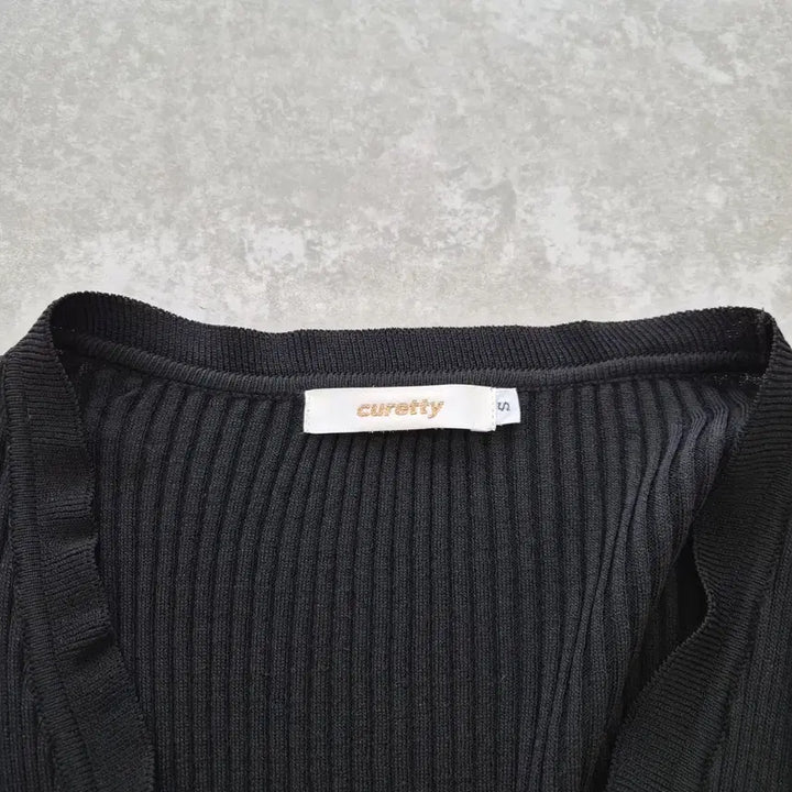 [BUNJANG] Black Frill Knit Cardigan / 블랙 프릴 니트 가디건