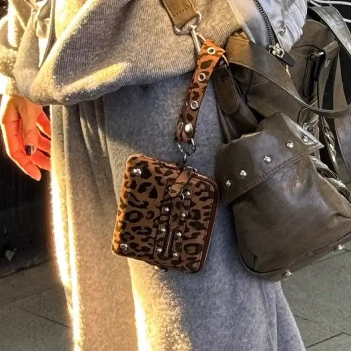 [BUNJANG] DEINET Stud Cross Chain Wallet / [미사용]다이닛 DEINET STUD CROSS CHAIN WALLET