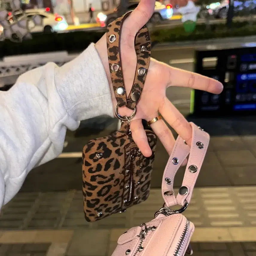 [BUNJANG] DEINET Stud Cross Chain Wallet / [미사용]다이닛 DEINET STUD CROSS CHAIN WALLET