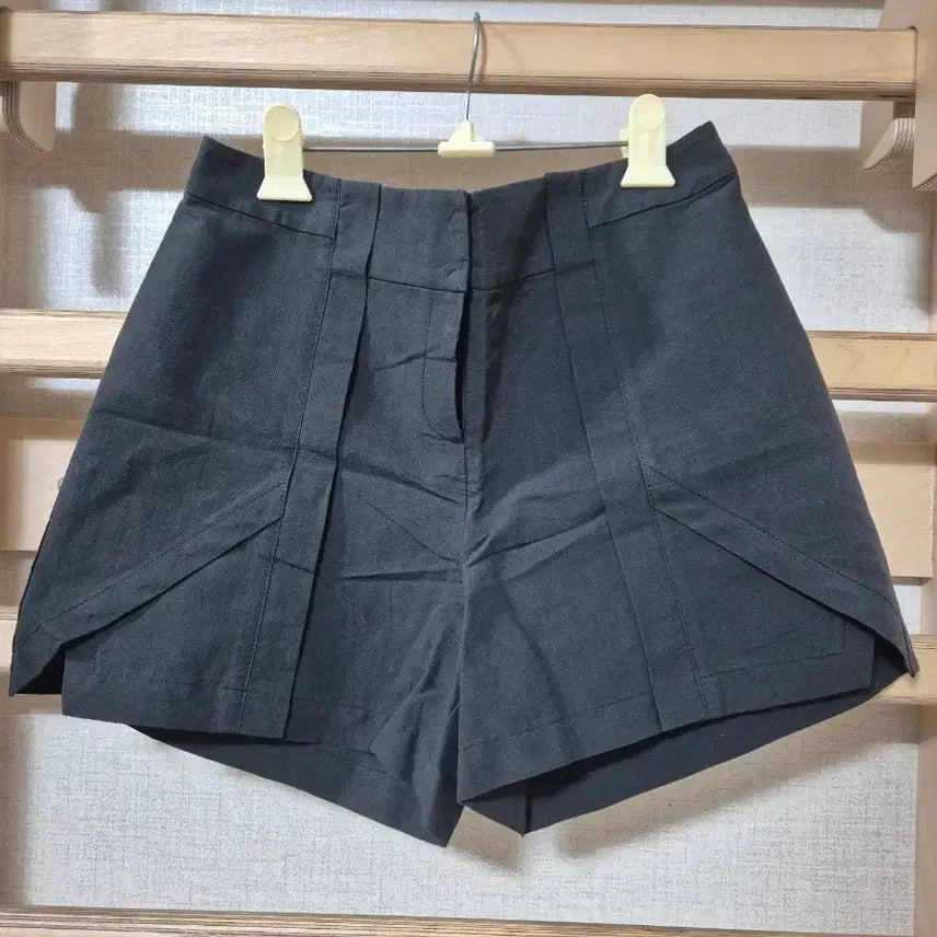 [BUNJANG] Dohho Women's Linen Shorts (Size 73) / 도호 여성 린넨 반바지(73사이즈)