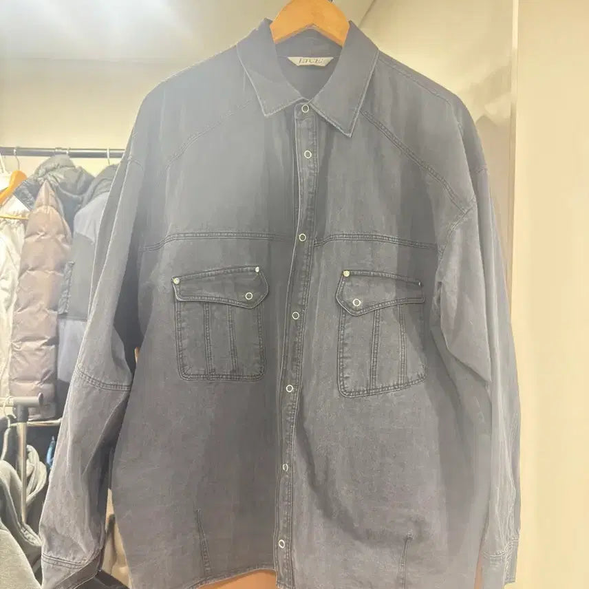 [BUNJANG] ETC 헤링본 Pocket Shirt Black / 이티씨이 헤링본 워싱 포켓 셔츠 블랙