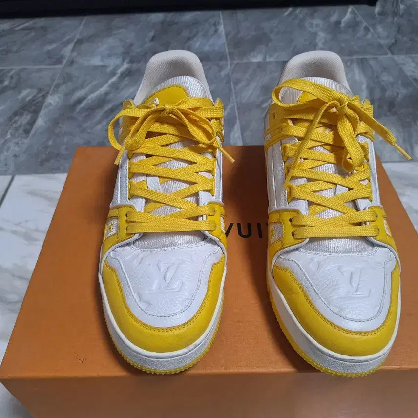[BUNJANG] Louis Vuitton LV Trainer Sneakers (Yellow) - Size 7 / 루이비통 LV트레이너 스니커즈 7사이즈