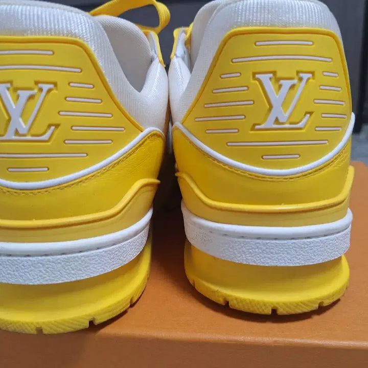 [BUNJANG] Louis Vuitton LV Trainer Sneakers (Yellow) - Size 7 / 루이비통 LV트레이너 스니커즈 7사이즈
