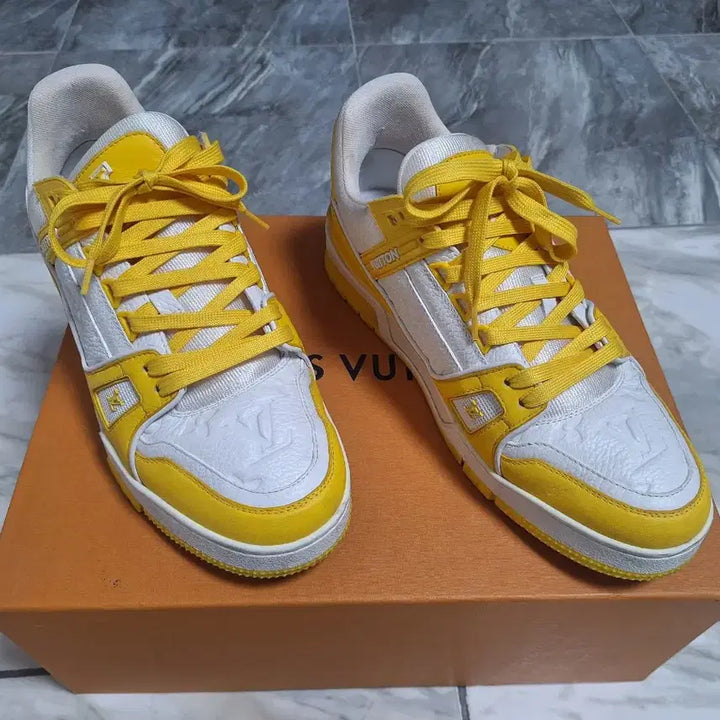 [BUNJANG] Louis Vuitton LV Trainer Sneakers (Yellow) - Size 7 / 루이비통 LV트레이너 스니커즈 7사이즈
