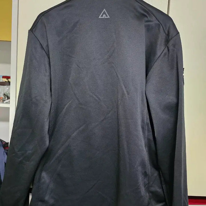 [BUNJANG] Airwalk Fleece Lined Zip-up Jacket - Black 110 / 에어워크  스포츠 기모 집업 자켓  블랙 110