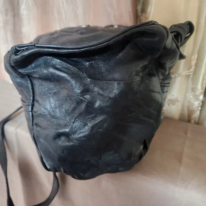 [BUNJANG] Givenchy Pandora Mini Cube Bag / 지방시 판도라 블랙  미니 큐브백