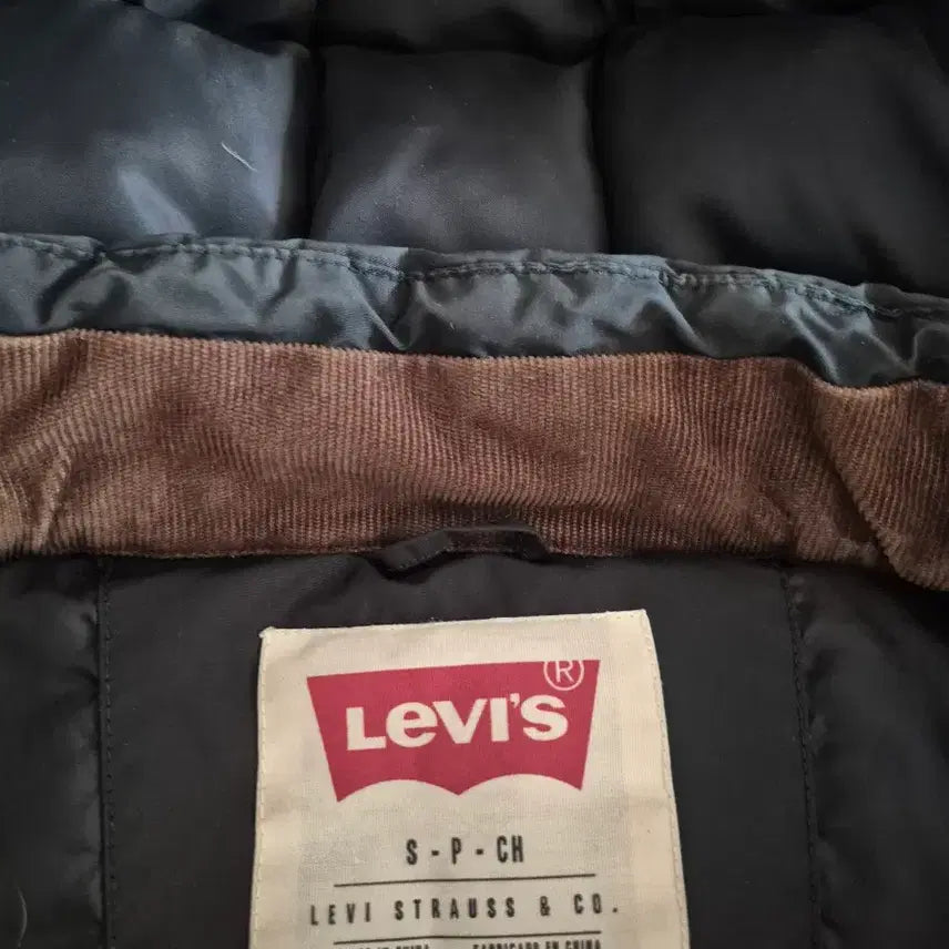 [BUNJANG] Levi's Men's Hooded Padded Jacket S / 리바이스 남성 후드 패딩 S