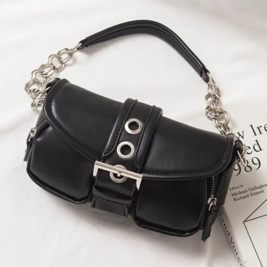 [BUNJANG] Belt Chain Shoulder Bag / 벨트 체인 숄더백